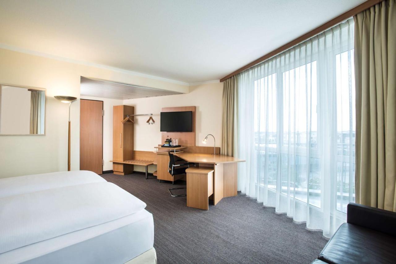 Nh Frankfurt Conference Center 4*