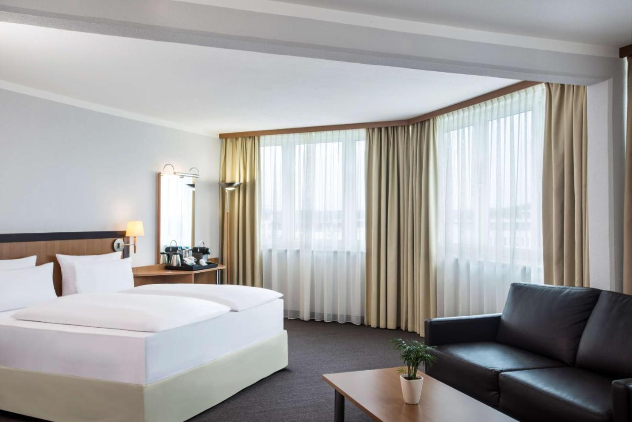 Nh Frankfurt Conference Center Hotel 4*
