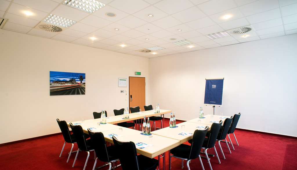 Hotel Nh Frankfurt Conference Center 4*